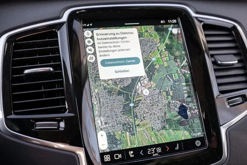 Volvo XC90 din 2024 cu 32.257 km - oferta VOL172826 - foto 11