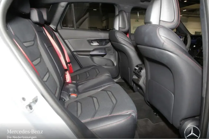 Mercedes-Benz GLC 43 AMG din 2023 cu 6.052 km - oferta MER172828 - foto 10