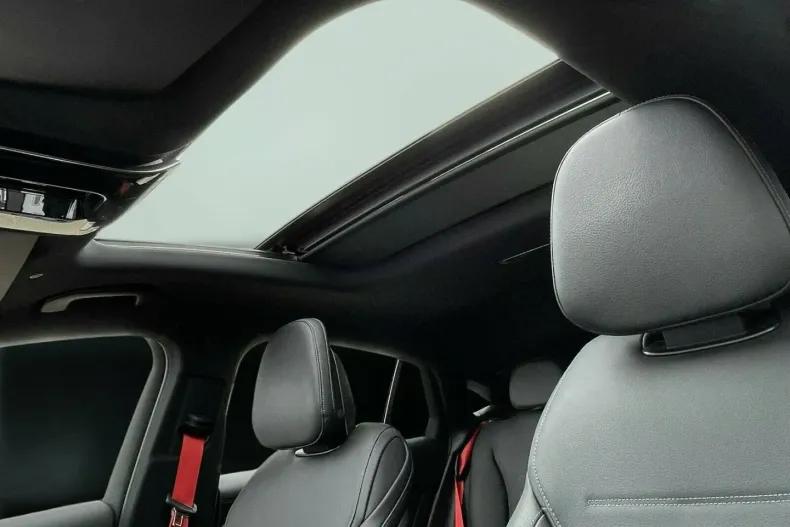 Mercedes-Benz GLC 43 AMG din 2024 cu 17.250 km - oferta MER172834 - foto 18