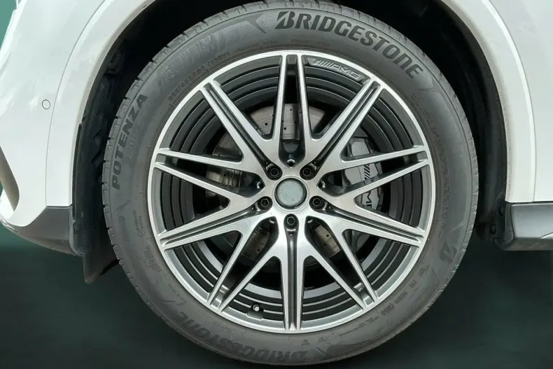 Mercedes-Benz GLC 43 AMG din 2024 cu 17.250 km - oferta MER172834 - foto 19