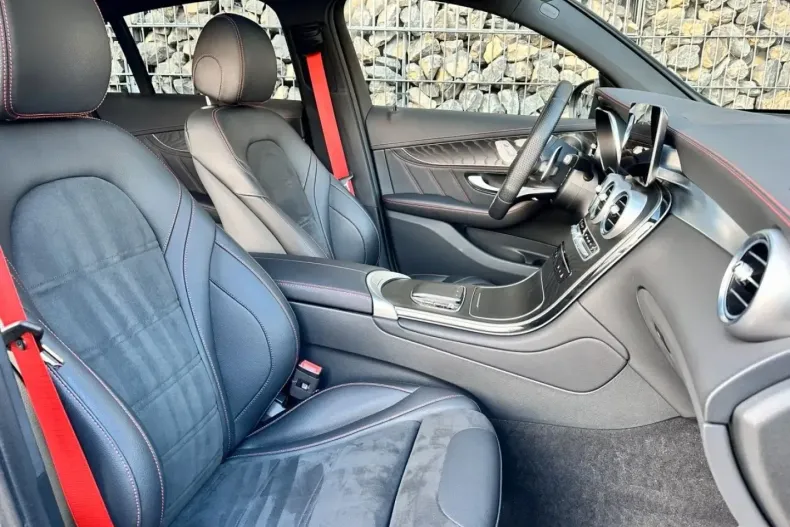 Mercedes-Benz GLC 43 AMG din 2023 cu 23.203 km - oferta MER172841 - foto 2