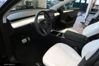 Tesla Model Y din 2024 cu 18.200 km - oferta TES172844 - foto 8