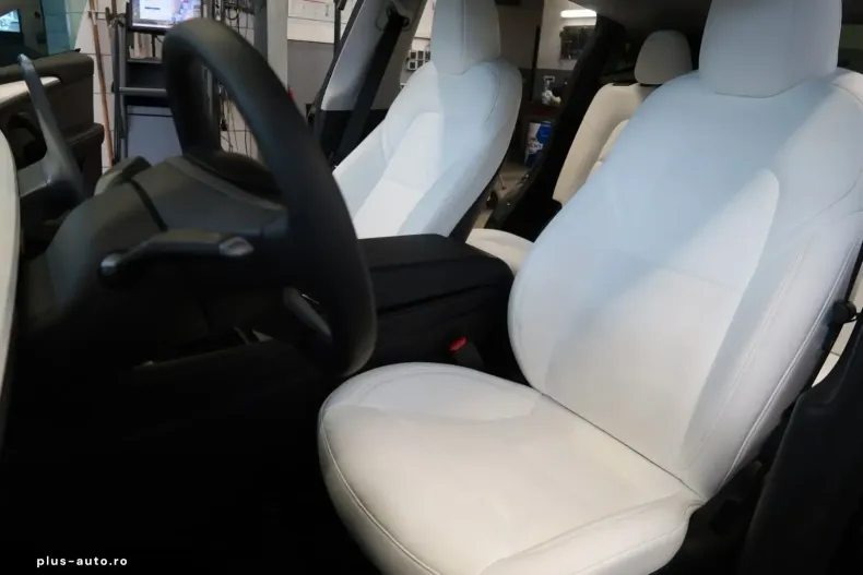 Tesla Model Y din 2024 cu 18.200 km - oferta TES172844 - foto 9