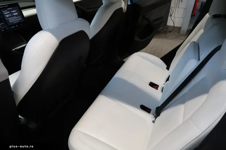 Tesla Model Y din 2024 cu 18.200 km - oferta TES172844 - foto 15