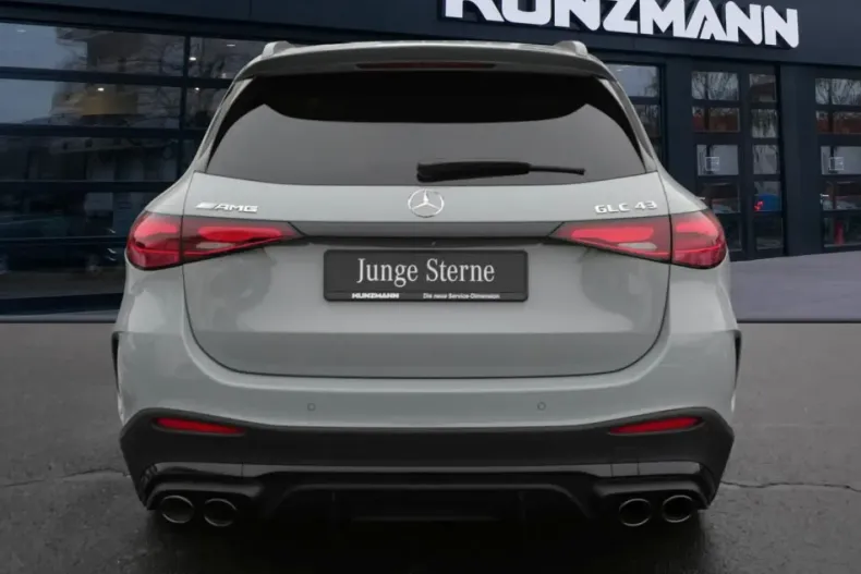 Mercedes-Benz GLC 43 AMG din 2025 cu 7.900 km - oferta MER172845 - foto 5