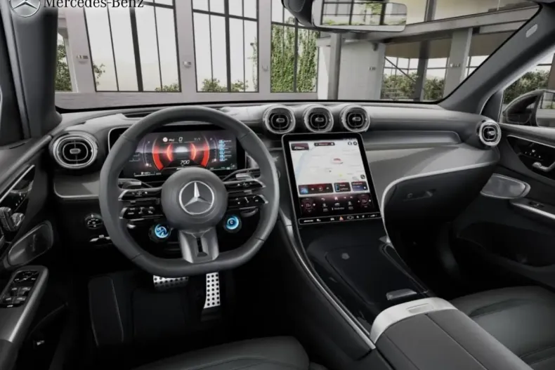 Mercedes-Benz GLC 43 AMG din 2025 cu 25.445 km - oferta MER172846 - foto 2