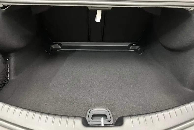 Mercedes-Benz CLE 300 din 2024 cu 14.453 km - oferta MER172850 - foto 6