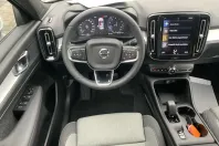 Volvo XC40 din 2023 cu 17.397 km - oferta VOL172851 - foto 6