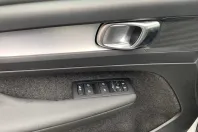 Volvo XC40 din 2023 cu 17.397 km - oferta VOL172851 - foto 8