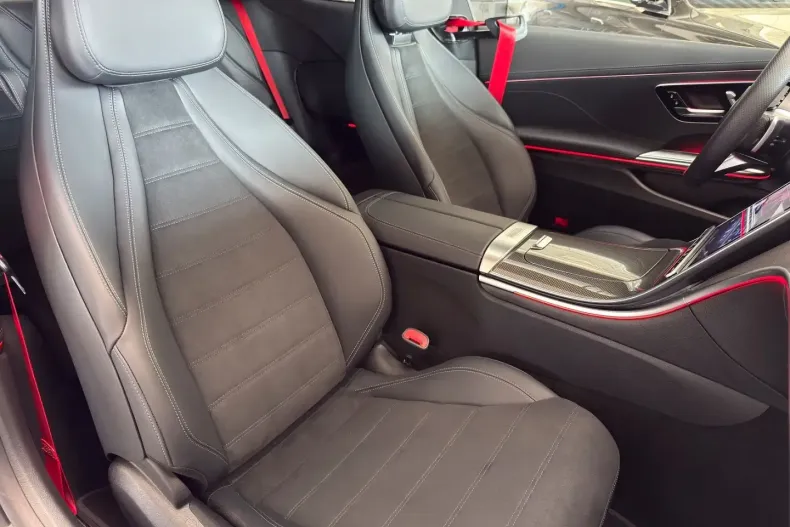 Mercedes-Benz CLE 300 din 2024 cu 6.721 km - oferta MER172852 - foto 6