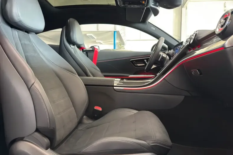 Mercedes-Benz CLE 300 din 2024 cu 6.721 km - oferta MER172852 - foto 7