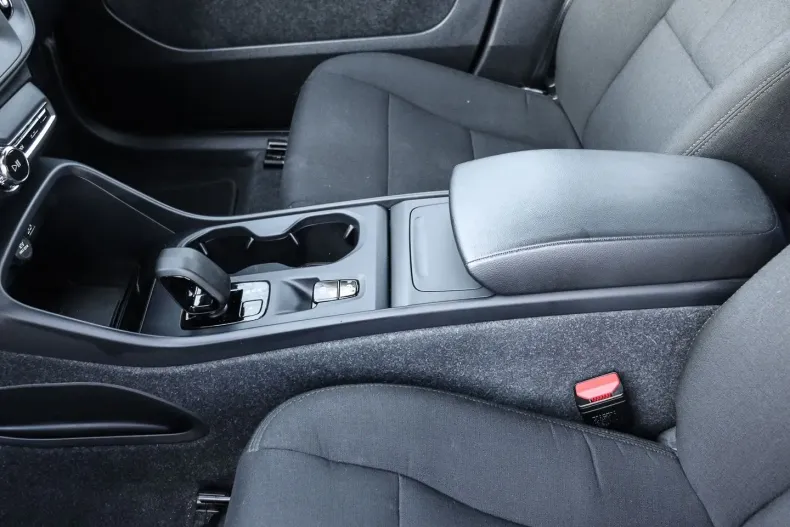 Volvo XC40 din 2023 cu 47.550 km - oferta VOL172853 - foto 12