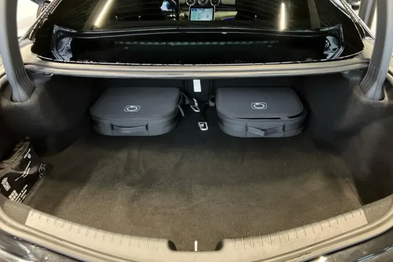 Mercedes-Benz CLE 300 din 2025 cu 13.880 km - oferta MER172854 - foto 9