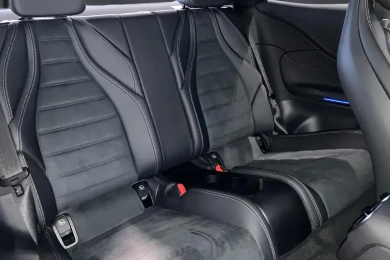 Mercedes-Benz CLE 300 din 2025 cu 13.880 km - oferta MER172854 - foto 12