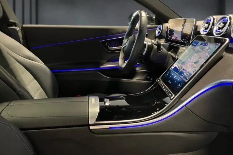 Mercedes-Benz CLE 300 din 2025 cu 13.880 km - oferta MER172854 - foto 15