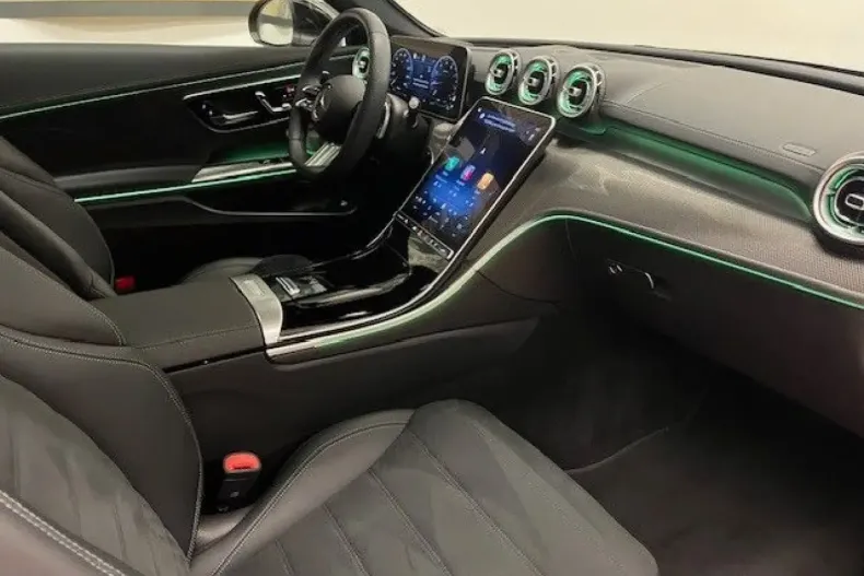 Mercedes-Benz CLE 300 din 2025 cu 14.440 km - oferta MER172859 - foto 4