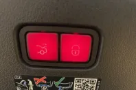 Mercedes-Benz CLE 300 din 2025 cu 14.440 km - oferta MER172859 - foto 11