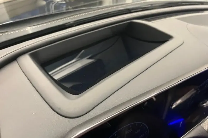 Mercedes-Benz CLE 450 din 2025 cu 15.630 km - oferta MER172862 - foto 7