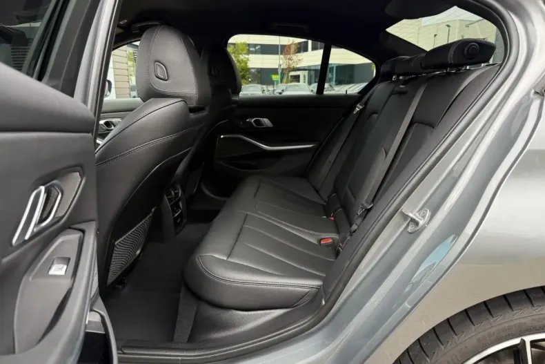 BMW 320 din 2024 cu 39.900 km - oferta BMW172864 - foto 21