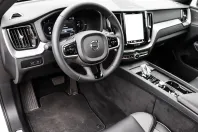 Volvo XC60 din 2023 cu 25.000 km - oferta VOL172869 - foto 4