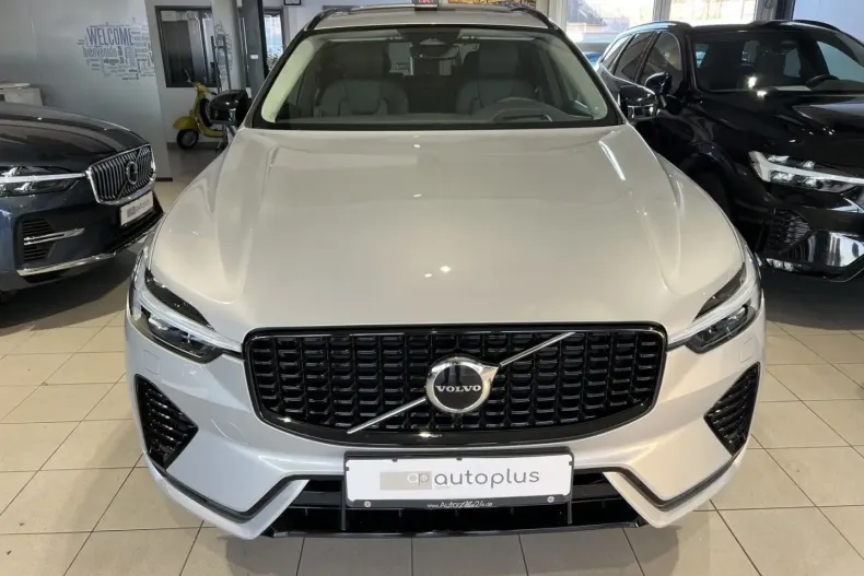 Volvo XC60 din 2023 cu 20.906 km - oferta VOL172871 - foto 2