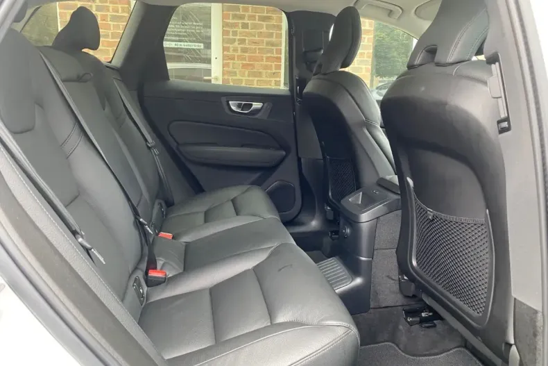 Volvo XC60 din 2025 cu 17.285 km - oferta VOL172873 - foto 12