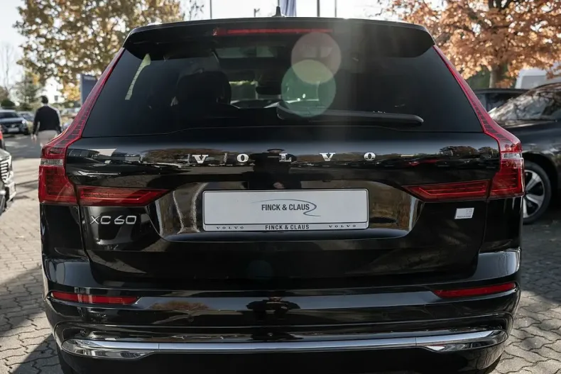 Volvo XC60 din 2023 cu 56.100 km - oferta VOL172875 - foto 6