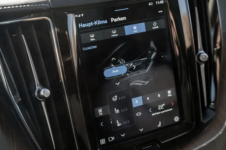 Volvo XC60 din 2023 cu 56.100 km - oferta VOL172875 - foto 14