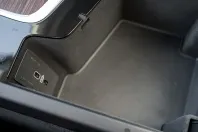 Volvo XC60 din 2023 cu 56.100 km - oferta VOL172875 - foto 19