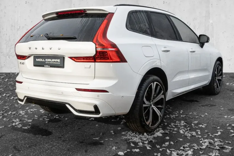 Volvo XC60 din 2023 cu 25.936 km - oferta VOL172878 - foto 3