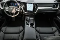 Volvo XC60 din 2023 cu 25.936 km - oferta VOL172878 - foto 10