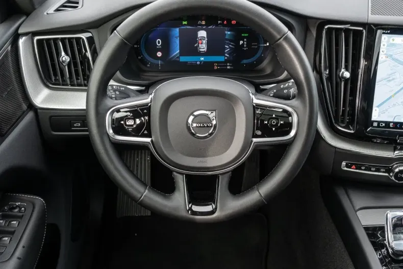 Volvo XC60 din 2023 cu 25.936 km - oferta VOL172878 - foto 11