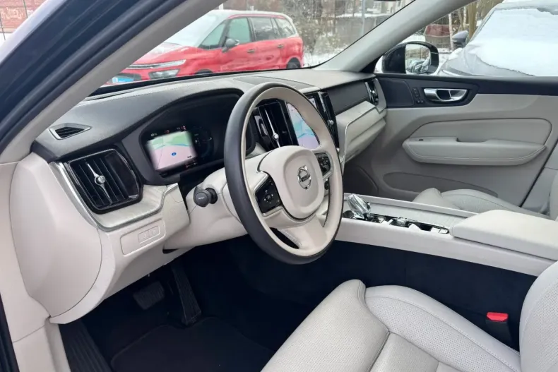 Volvo XC60 din 2023 cu 25.513 km - oferta VOL172884 - foto 11