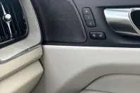 Volvo XC60 din 2023 cu 25.513 km - oferta VOL172884 - foto 20