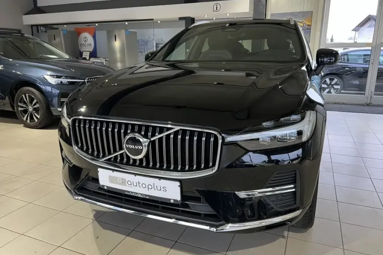 Volvo XC60 din 2023 cu 23.949 km - oferta VOL172885 - foto 1