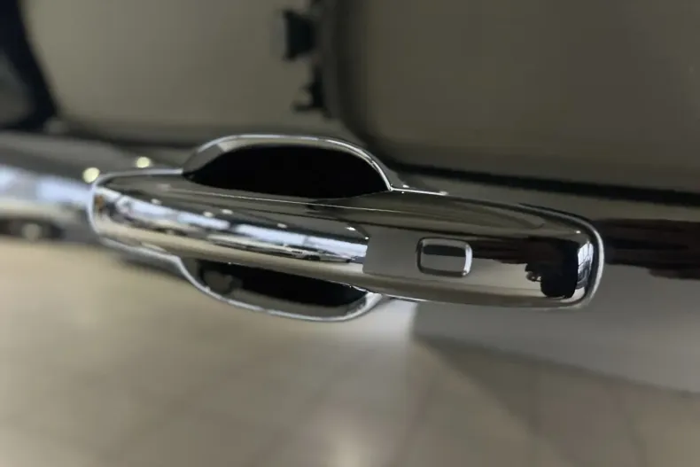 Volvo XC60 din 2023 cu 23.949 km - oferta VOL172885 - foto 31