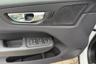 Volvo XC60 din 2023 cu 47.381 km - oferta VOL172888 - foto 11