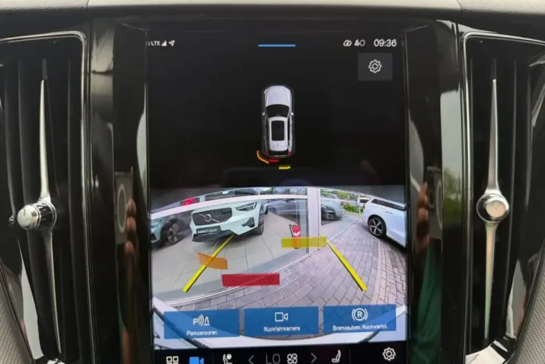 Volvo XC60 din 2023 cu 47.381 km - oferta VOL172888 - foto 14