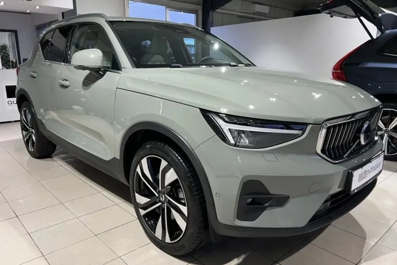Volvo XC40 din 2022 cu 38.948 km - oferta VOL172890 - foto 5