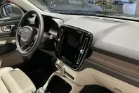 Volvo XC40 din 2022 cu 38.948 km - oferta VOL172890 - foto 13