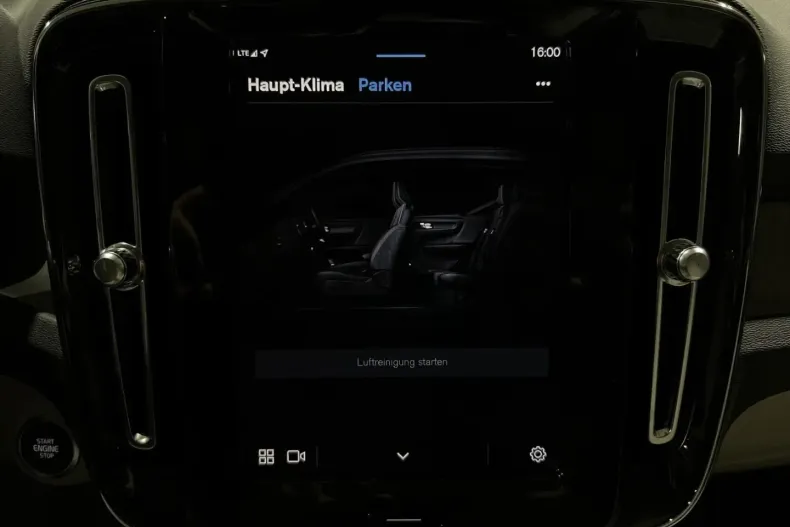 Volvo XC40 din 2022 cu 38.948 km - oferta VOL172890 - foto 31