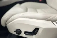 Volvo XC90 din 2022 cu 85.671 km - oferta VOL172899 - foto 17