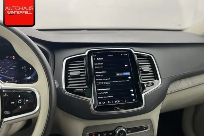 Volvo XC90 din 2022 cu 85.671 km - oferta VOL172899 - foto 30