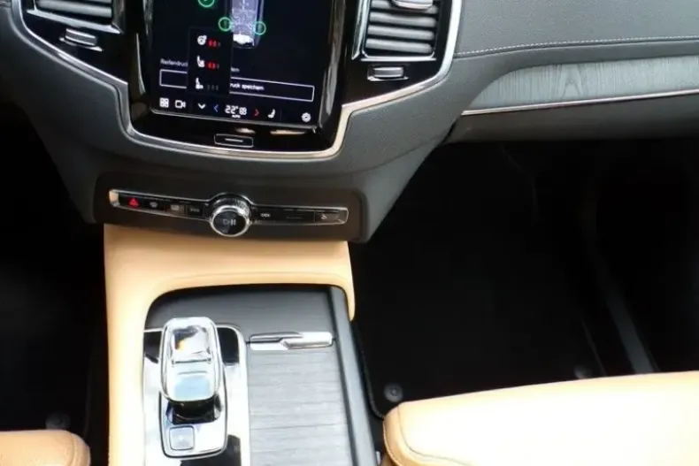 Volvo XC90 din 2022 cu 95.000 km - oferta VOL172900 - foto 9