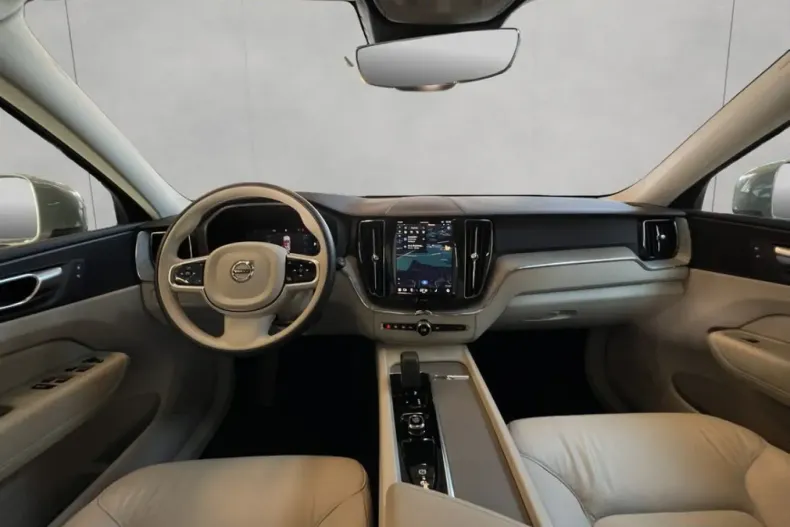 Volvo XC60 din 2024 cu 20.019 km - oferta VOL172902 - foto 13