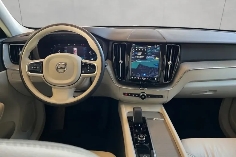 Volvo XC60 din 2024 cu 20.019 km - oferta VOL172902 - foto 14