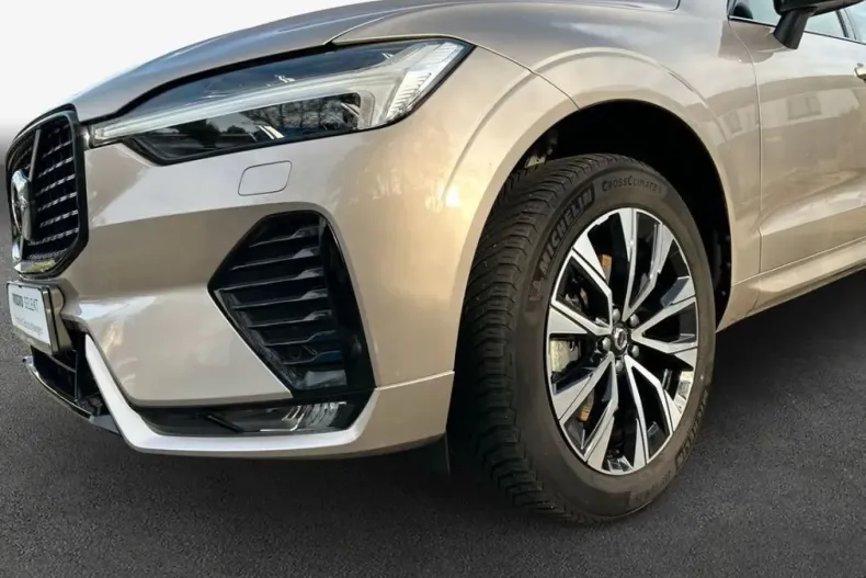 Volvo XC60 din 2023 cu 44.341 km - oferta VOL172904 - foto 6