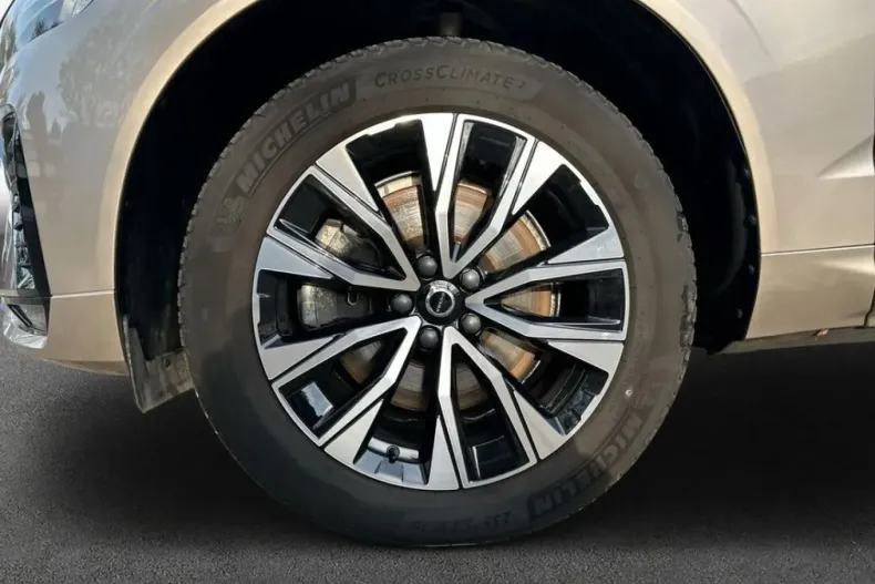 Volvo XC60 din 2023 cu 44.341 km - oferta VOL172904 - foto 7