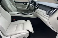 Volvo XC60 din 2022 cu 29.566 km - oferta VOL172916 - foto 12