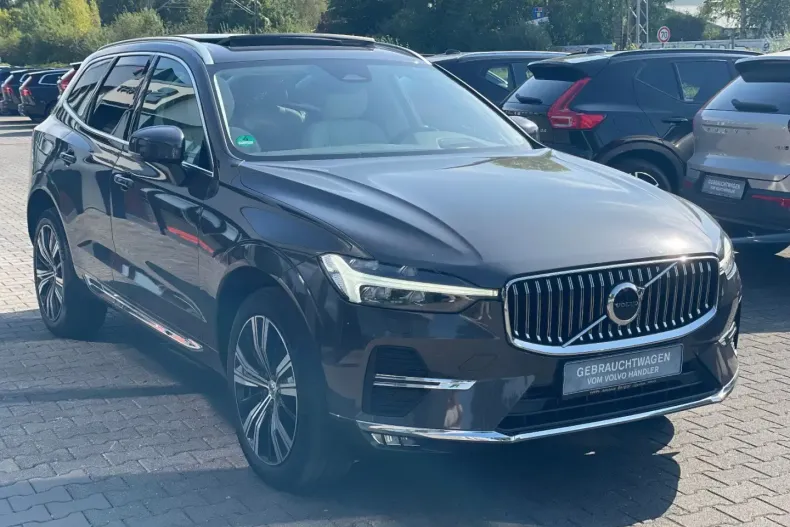 Volvo XC60 din 2022 cu 70.600 km - oferta VOL172918 - foto 2